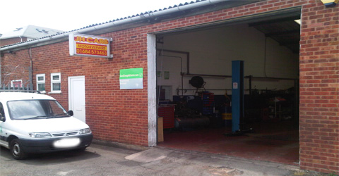 garage image