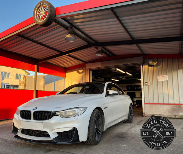 garage image